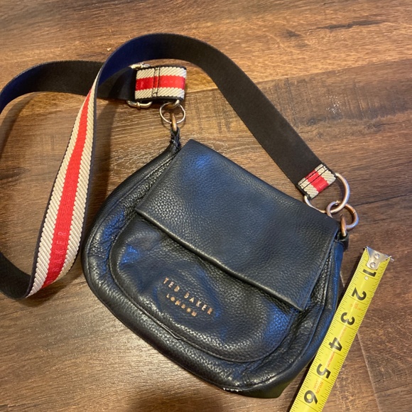 TED BAKER DARCELL AMALI BLACK PEBBLE LEATHER CROSSBODY SADDLE BAG HANDBAG - Picture 3 of 16
